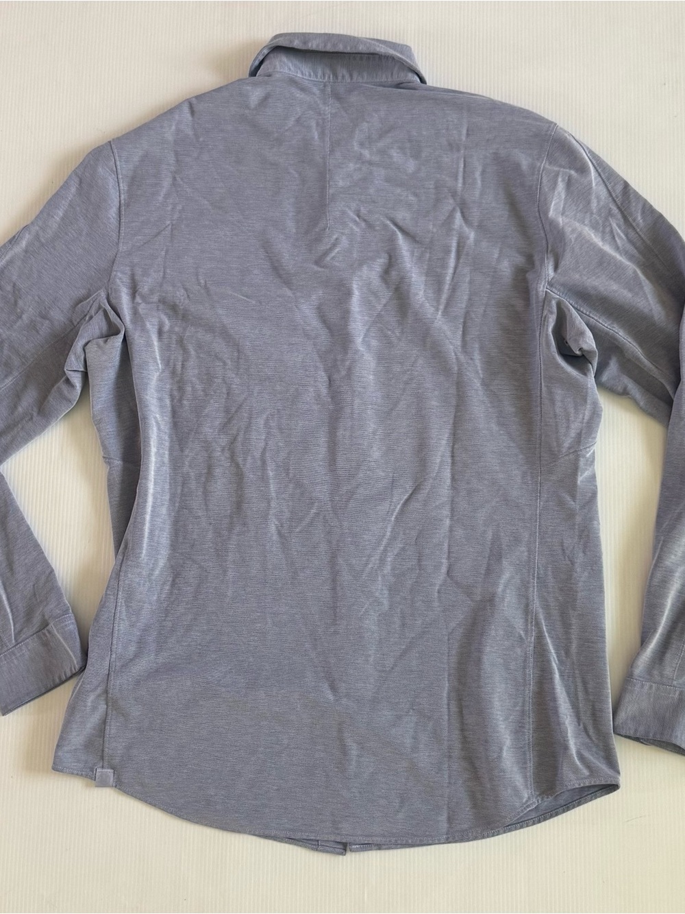 Classic Men's Light Blue Long-Sleeve Button-Down Shirt - Picture 3 of 9